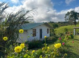 Casa Nido - En la cima del Queremal, Hotel in El Queremal