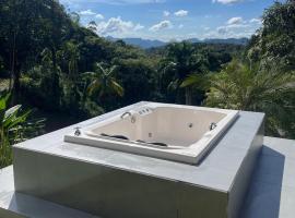 Encantador Chalé em meio a Natureza para 4 pessoas, hotel em Pomerode