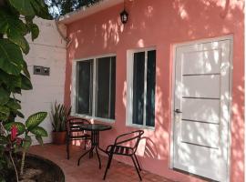 Casa Tamarindo, hotel din San Carlos