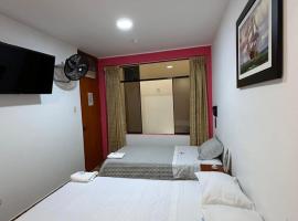 Hotel Atenas City, khách sạn ở San Andrés