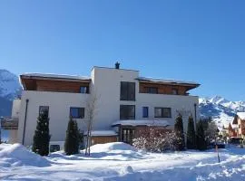Ski & Golf Suites Zell am See