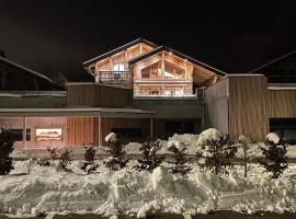 Chalets Coeur du Lac, hotel em Malbuisson