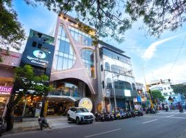 Le Majestic Business Class Hotel、ポンディシェリのホテル