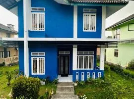 Vila Biru Gundaling Brastagi