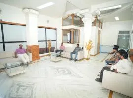 HOTEL ABHISHEK, Shirdi