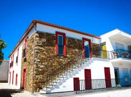 Alojamentos Turísticos São Torcato Moradal Turismo Espaço Rural, Hotel in Estreito