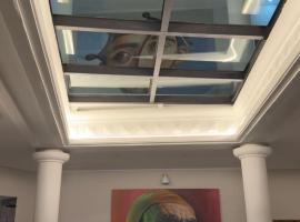 Hotel Cervantes, khách sạn ở Linares