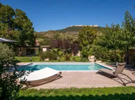 l'écrin du clocher maison piscine jardin wifi