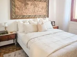 La dolce vita - 10 min da A1 autostrada, terrazza sul tramonto , vista panoramica sulle colline