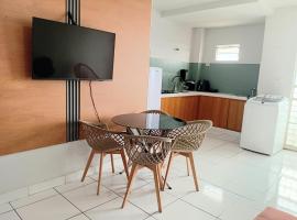 Apartamento Mobiliado no Centro Comercial, ubytovanie s k&uacute;peľmi onsen v destin&aacute;cii Imperatriz