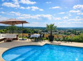 Art & Millésimes Hotel、Essoyesのホテル