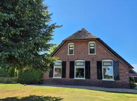 Veluwse boerderij, Hotel in Wekerom
