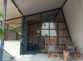 Homestay, Hotel in Nhơn Trạch