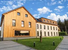 Apartmán Javorná Living