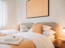 Kino & Fitness I Exklusives Stadthaus in Bern, hotel en Köniz