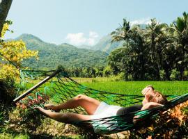 Crystal Water Inn, khách sạn ở Bibile