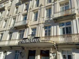 Appartement T3 classé 2 étoiles en hypercentre avec parking privé à Luchon