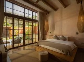 Lio Lio Suites Private Pools