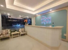House Hotel Walking Street Pattaya