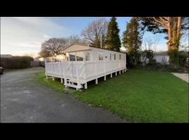 Rowan 42, hotel a New Milton