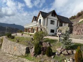 Saman Evim Çiftliği