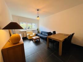 Ground floor apartment in the city center, Hotel in Kortrijk