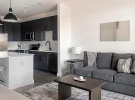 Landing Apartments - Bond on Mint