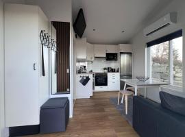 The Fäxaåsen cabin, отель в городе Варберг