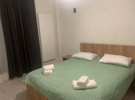 LA MĂRIUCA camere de inchiriat, Hotel in Moineşti