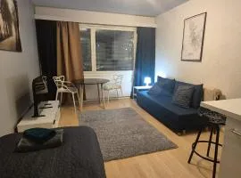 Comfortable studio close to Oulu center, free parking