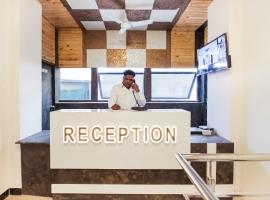 OYO Flagship Hotel Amardeep โรงแรมในJālgaon