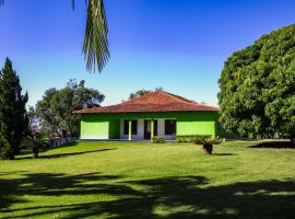 Chácara Engenho Velho, hotel v mestu Itapeva