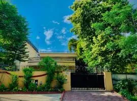 Executive Royal Garden