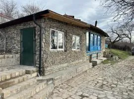 Baba Evi