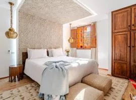 Riad Chelsie 103 Rooftop & SPA