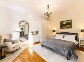 Old Town Cottage Feeling