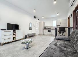 PP Home, hotel v destinácii Törökbálint