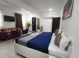 Vedas Villa A Premium Stay At Ram Mandir Ayodhya Free Buffet breakfast, hotel em Ayodhya