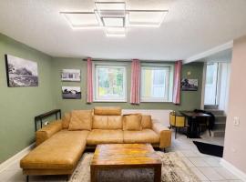 Studio-Apartment mit eigenem Eingang und Terrasse in Kiel-Holtenau, хотел в Кил