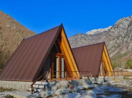 Bungaja Chalets, chal&eacute; alpino em Shkod&euml;r