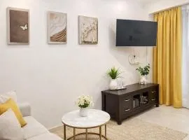 3 Bedrooms Single Storey Terrace at Taman Inderawasih ,12mins to Penang Bridge , 5mins to Sunway Carnival Mall