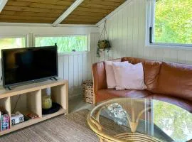 Kalmarhus På Fejø Tæt På Stranden