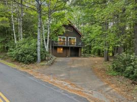 Gunstock Getaway at Lake Winnipesaukee, Close to Mtn and Lake, viešbutis mieste Gilfordas