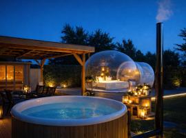 Bubble Tent & Private Wellness Schloss Krugsdorf, hôtel à Krugsdorf