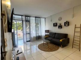 Appartement 3 chambres récemment rénové, hotel a Les Abymes