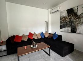 El Oasis de Mar&iacute;a Chiquita, vil&middot;la a Col&oacute;n