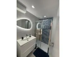 Santorini Escape near Cannes & Saint-Tropez