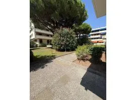 Santorini Escape near Cannes & Saint-Tropez