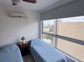 Benju, Hotel in Bañado Sur