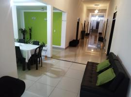 Hotel Cartago Plaza, hotelli kohteessa Cartago